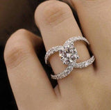 2017 Hot sale New Design Luxury Big Oval CZ Ring Golden Color Wedding ring Fine Jewelry for Women Free Shipping Jewelry